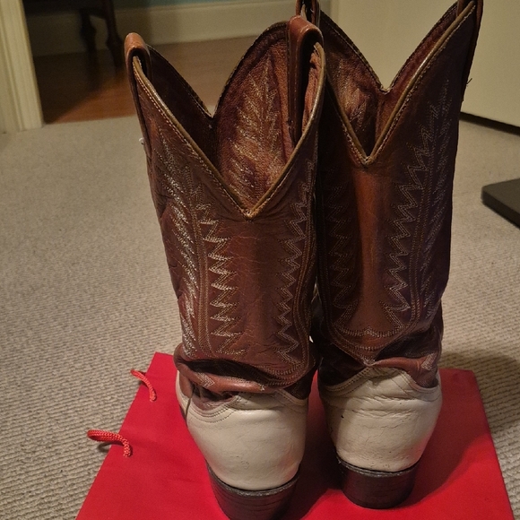 Men's Brown and Cream Cowboy Boots - Picture 3 of 8